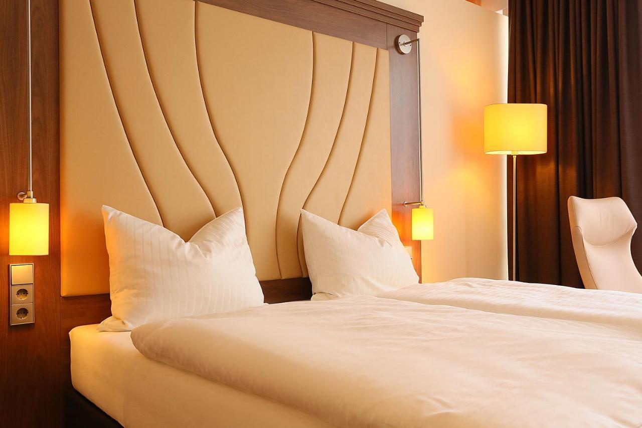 Naam & Frankfurt City-messe Airport Hotel Frankfurt am Main